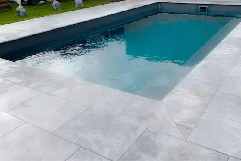 Natural Stone Paver: Marble <strong>Nuvola Grey</strong>